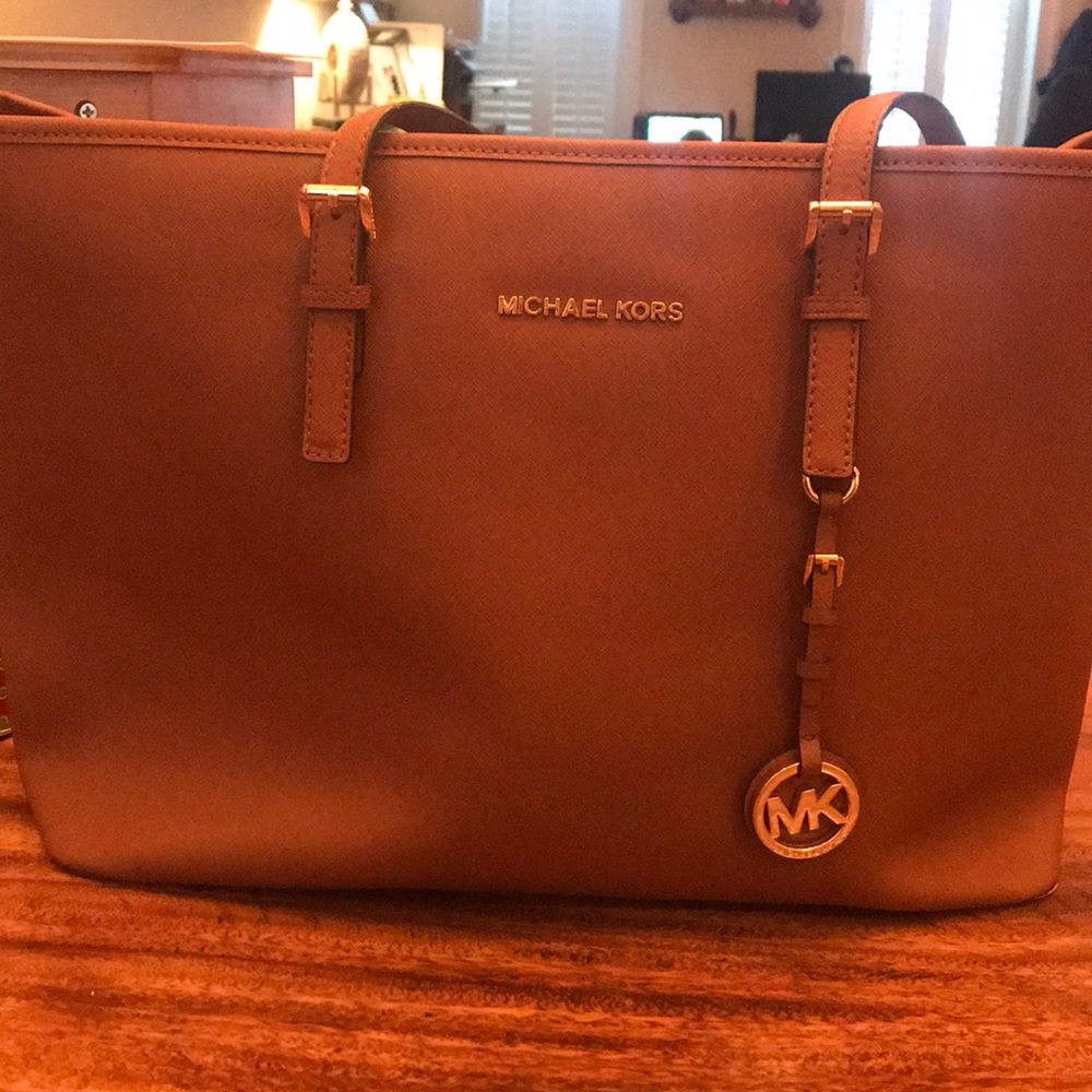 Michael Kors Tan Leather Tote Bag like new